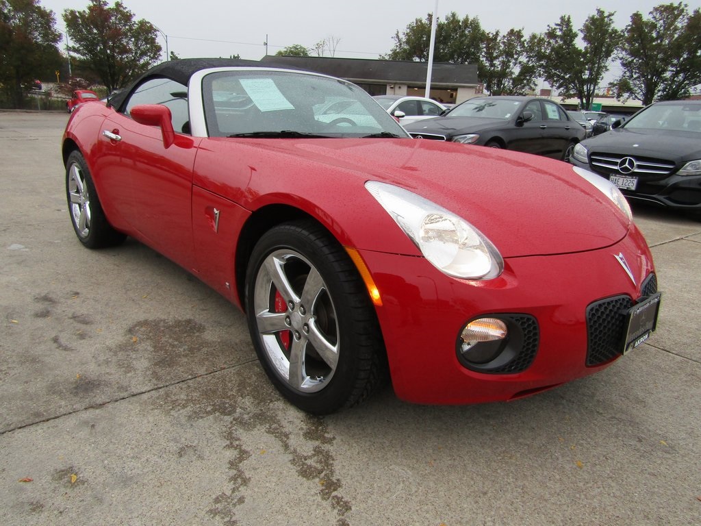 Pre-Owned 2008 Pontiac Solstice GXP 2D Convertible in Akron #41274TT ...